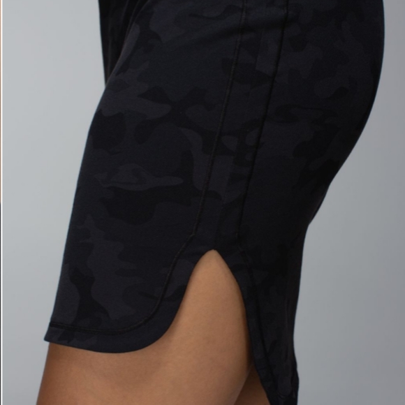 Lululemon City Skirt - Picture 5 of 12